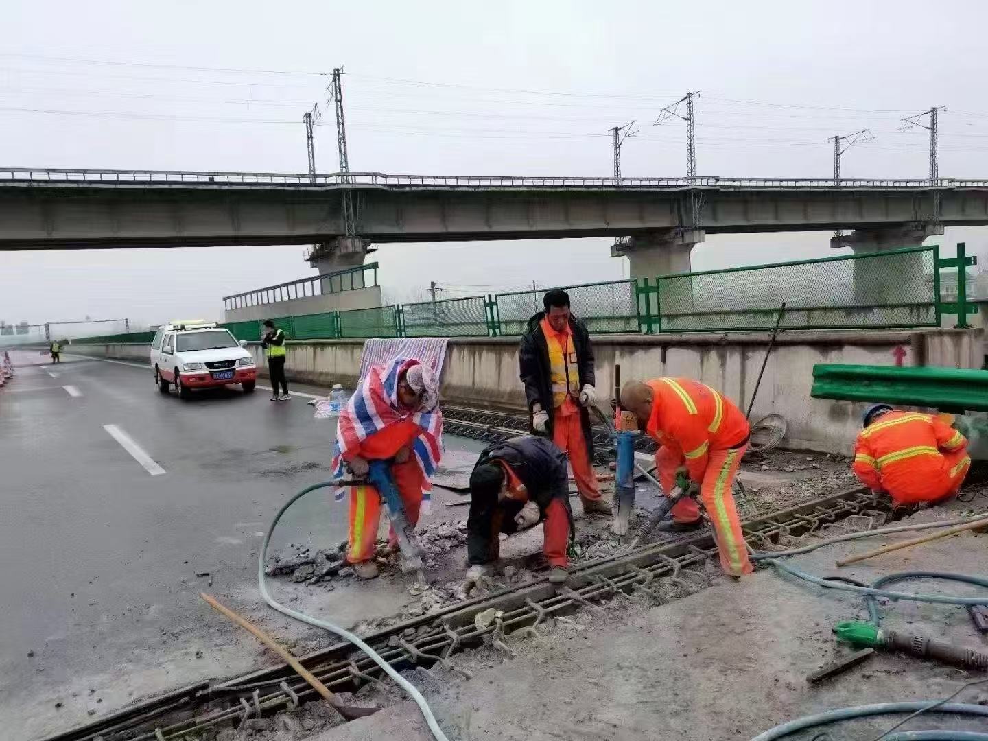 雷州桥梁伸缩缝抢修料